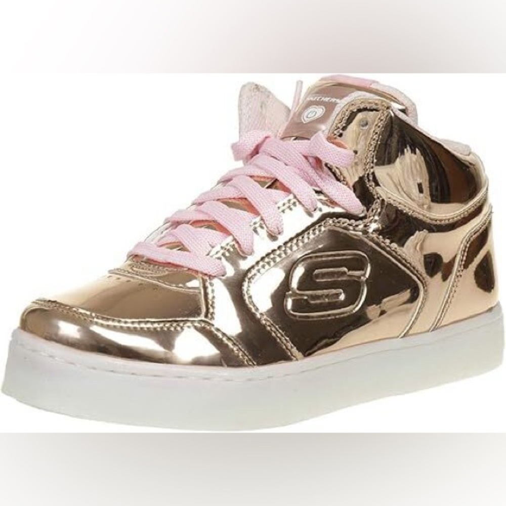 Skechers Rose Gold with pink laces Metallic Gold Sneakers; fits size 7 women